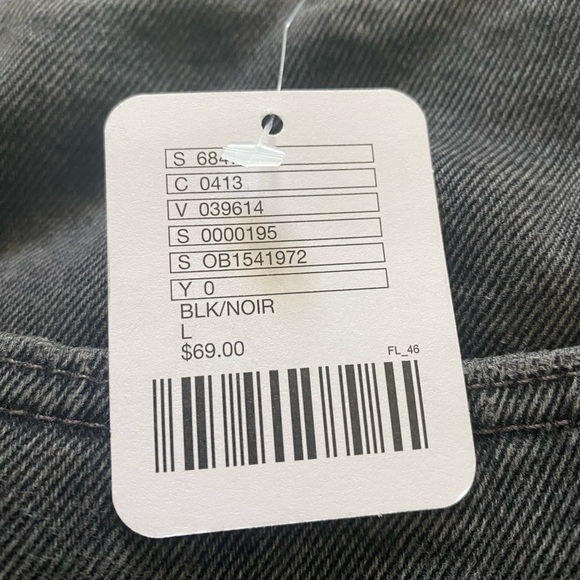 Vintage Levi’s Shorts - Picture 6 of 6